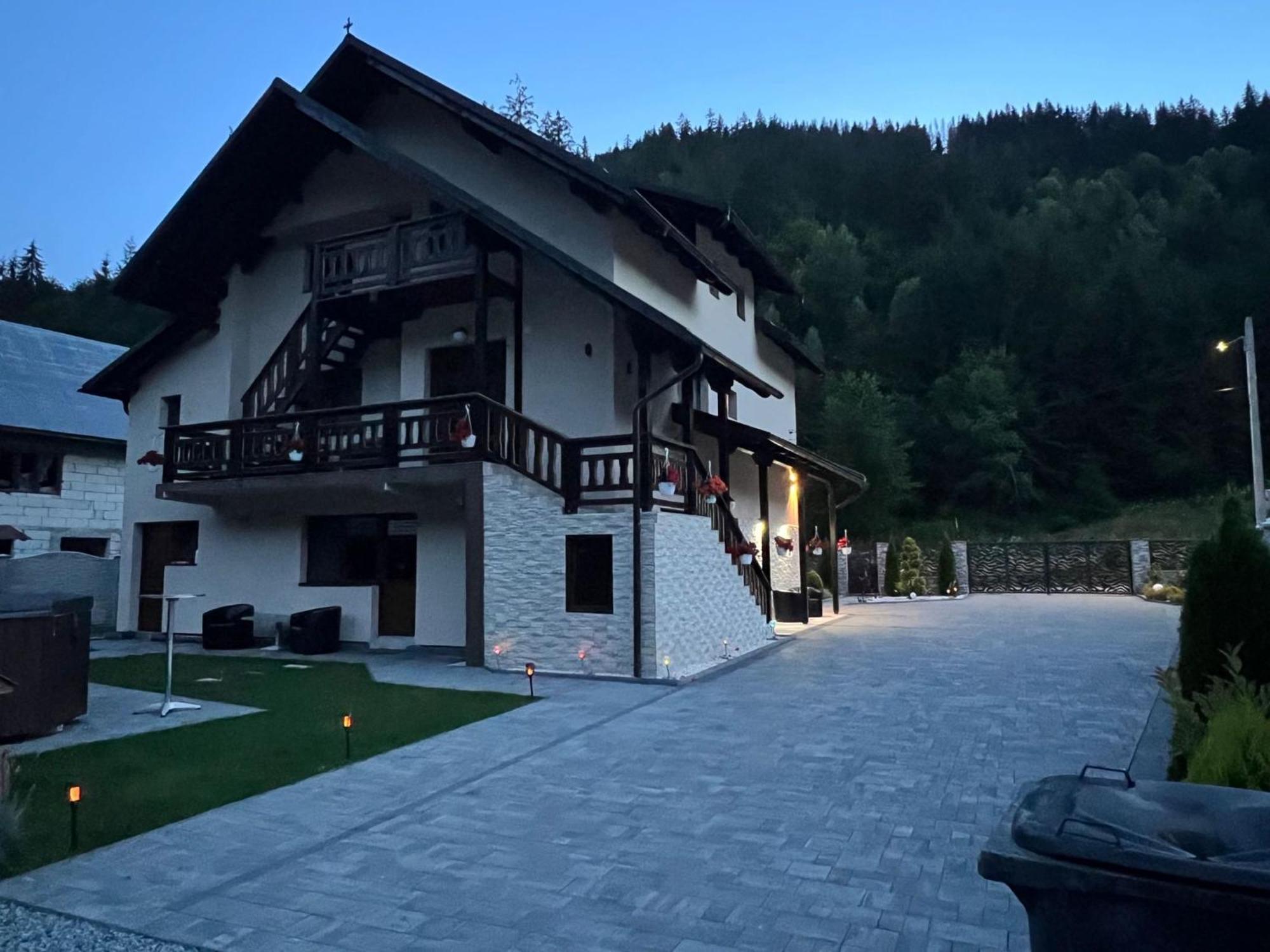 Casa Cernat Hotel Albac Exterior foto