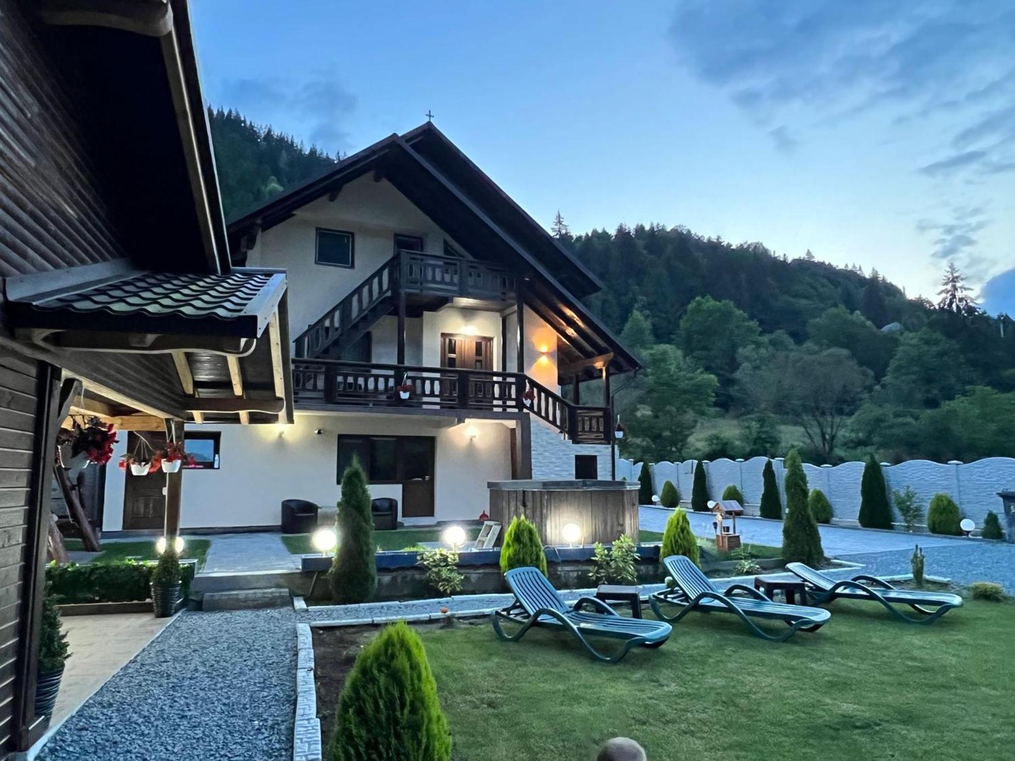 Casa Cernat Hotel Albac Exterior foto